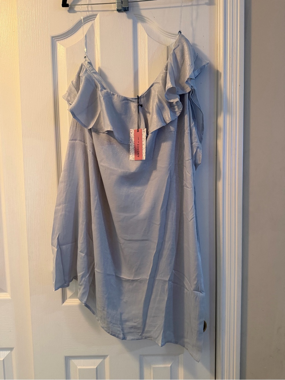 Andree By Unit Women’s Light Blue Ruffle Off-Shoulder Top